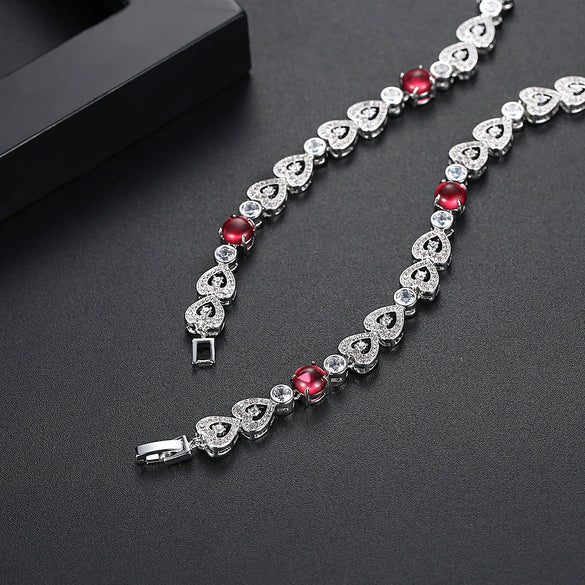 Women's Electroplated Copper Floral Necklace With Heartshaped Zircon Pendant And Handmade Chain