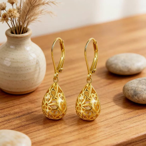 Women's Electroplated Copper Hollow Heart Drop Pendant Earrings With Glossy Three Dimensional Design And Elegant Literary Style