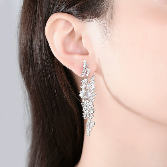 Women's Electroplated Copper Leaf Tassel Earrings With Zircon Accents Long Fashion Drop Earrings Jewelry