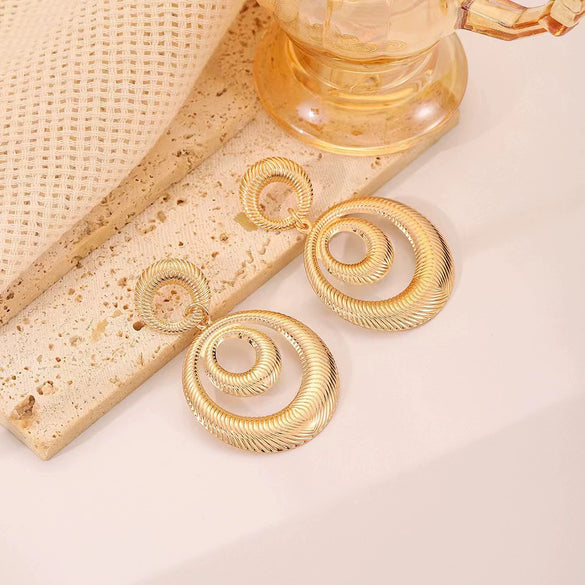 Women's Electroplated Iron Geometric Cutout Circle Hoop Earrings Statement Fashion Jewelry