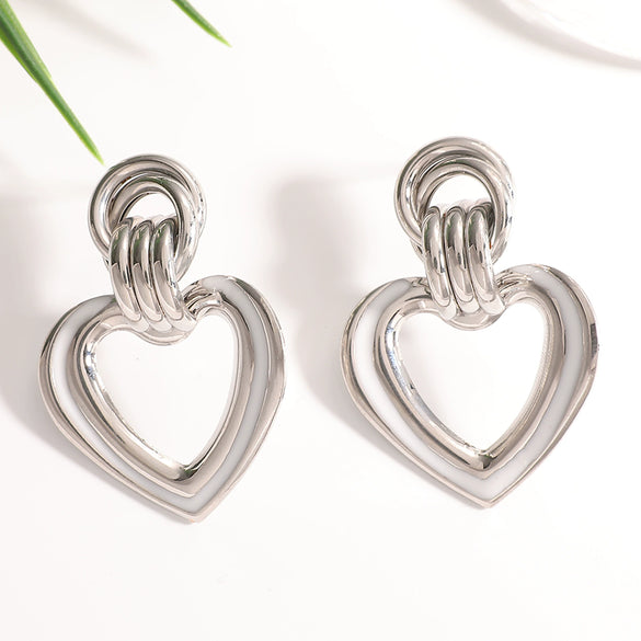 Women’s Electroplated Iron Geometric Double Heart Drop Earrings With Hollow Design And Stainless Steel Ear Posts