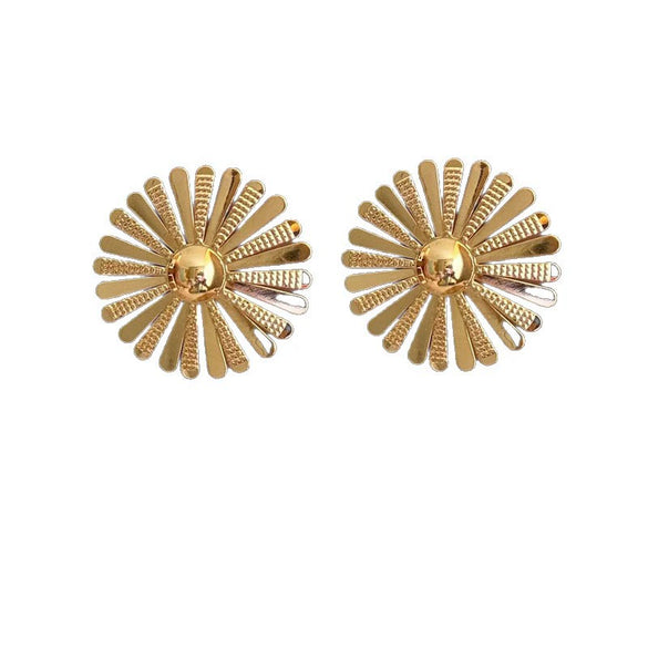 Women's Electroplated Iron Hollow Flower Statement Earrings Retro Trendy Fashion Jewelry