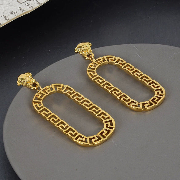 Women's Electroplated Metal Geometric Rhombus Stud Earrings With Copper Posts Elegant Fashion Jewelry Wholesale