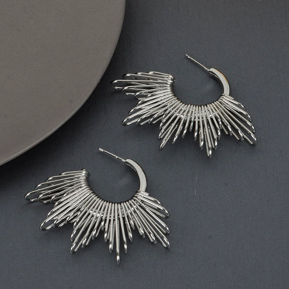Women's Electroplated Metal Geometric Rhombus Stud Earrings With Copper Posts Elegant Fashion Jewelry Wholesale