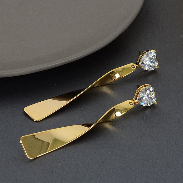 Women's Electroplated Metal Geometric Rhombus Stud Earrings With Copper Posts Elegant Fashion Jewelry Wholesale