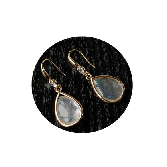Women's Electroplated Shredded Shell Drop Shaped Earrings French Retro Elegant Geometric Versatile Earrings