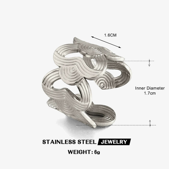 Women's Electroplated Stainless Steel Ring With Intertwined Heart Line Design And Vintage Geometric Style