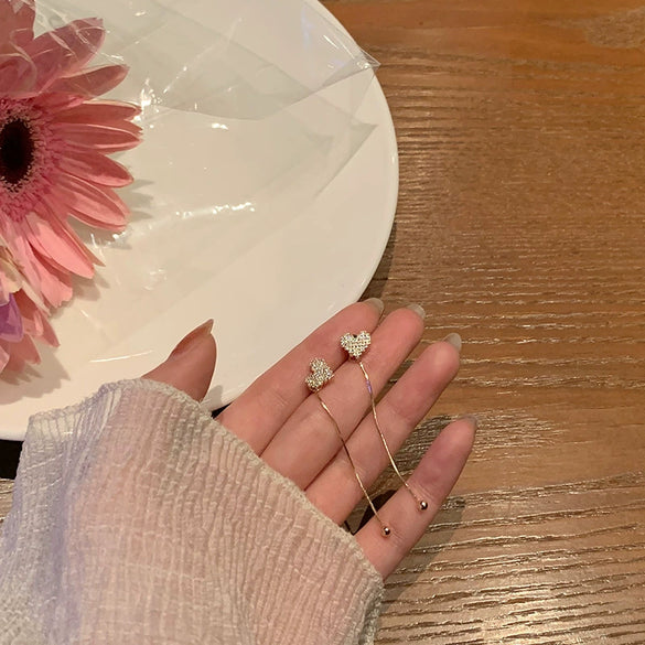 Women's Elegant Fashionable Ear Studs With Pearl Mango Shape Alloy Material Electroplating Treatment And Bow Pattern