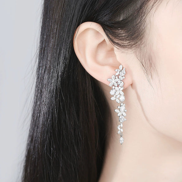 Women's Elegant Floral Stud Earrings With Zircon Accents Electroplated Copper Fashion Jewelry