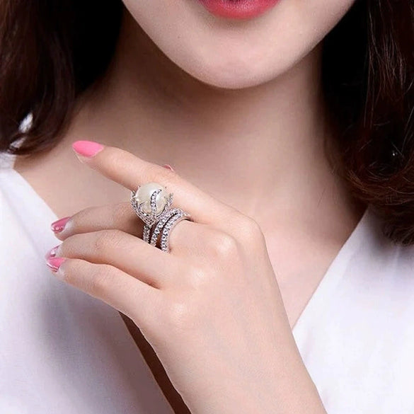 Women's Elegant Geometric Copper Imitation Pearl Diamond Ring Jewelry With Zirconia