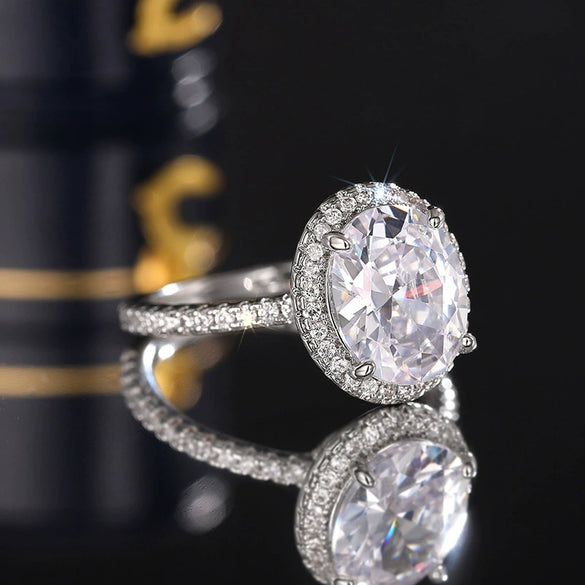 Women's Elegant Geometric Copper Oval Zircon Ring