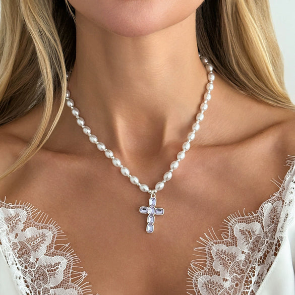 Women's Elegant Geometric Imitation Pearl Beaded Pendant Necklace With Alloy Cross Charm And Lobster Clasp