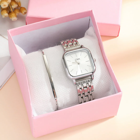 Women's Elegant Simple Alloy Strip Quartz Round Watch Bracelet