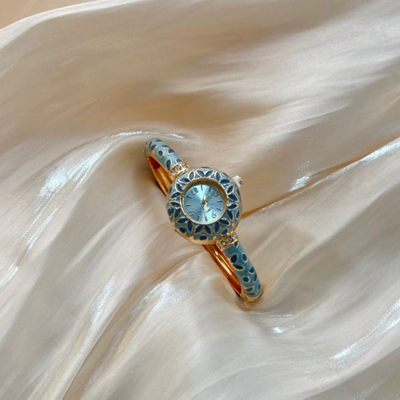 Women's Enamel Bracelet Watch With Colorful Dial Luxurious Retro Jewelry Design And Versatile Plated Finish
