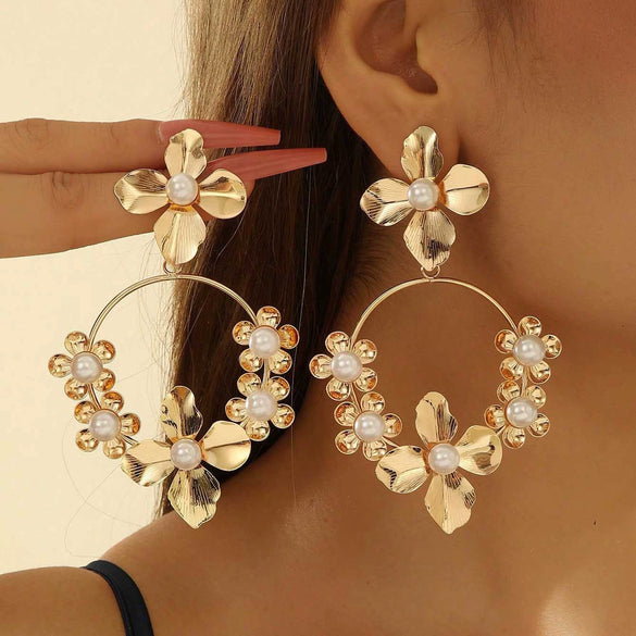 Women's Exaggerated Flower Tassel Earrings With Pearl And Rhinestone Details Electroplated Iron Design And Stainless Steel Posts