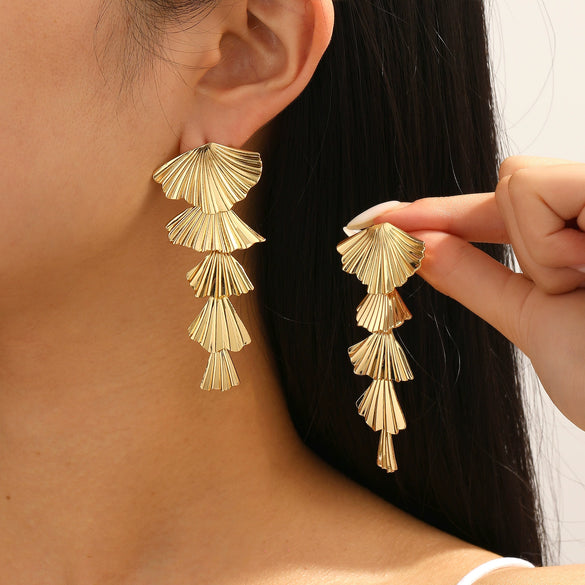 Women's Exaggerated Geometric Ginkgo Leaf Tassel Earrings Gold Tone Iron Fashion Jewelry With A Highend Botanical Design
