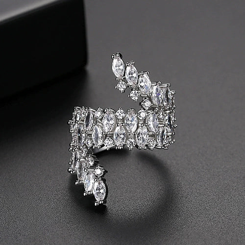 Women's Exaggerated Geometric Open Ring With Zircon Inlay Electroplated Copper Adjustable Fashion Jewelry
