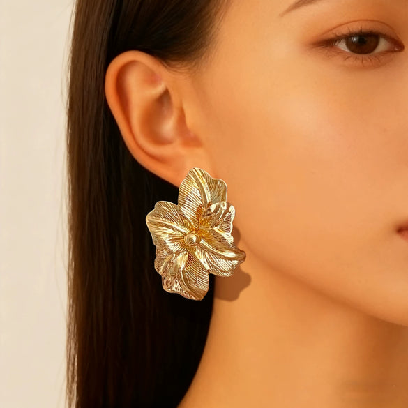 Women's Exaggerated Layered Flower Petal Earrings In Electroplated Iron With A Distinctive Metal Design