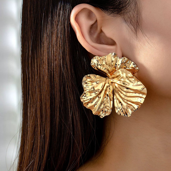 Women's Exaggerated Metal Flower Earrings Fashion Statement Jewelry For Holiday And Everyday Styling