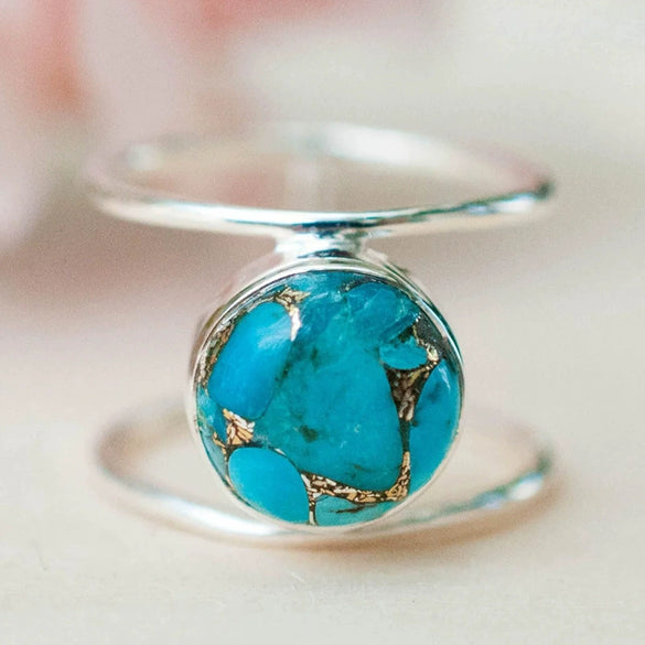 Women's Exaggerated Round Imitation Turquoise Copper Ring With Geometric Design And Electroplating Jewelry