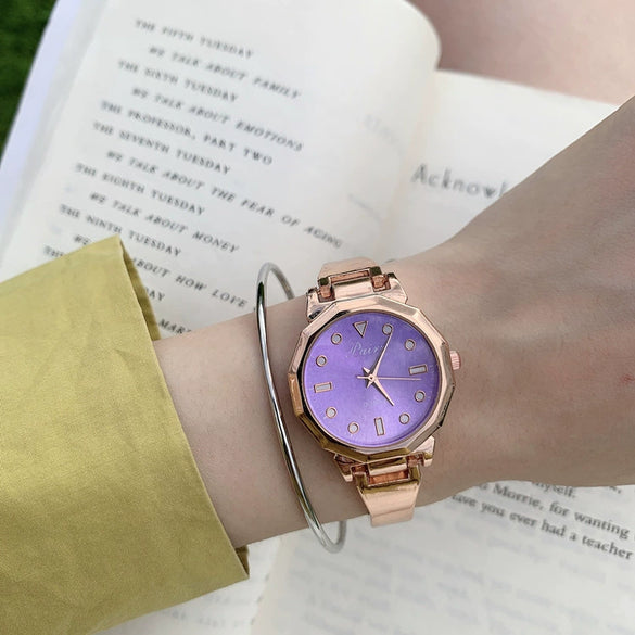 Women's Fashion Alloy Band Round Dial Quartz Bracelet Watch