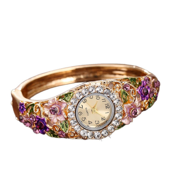 Women's Fashion Alloy Bracelet Quartz Watch With Round Dial