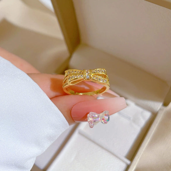 Women's Fashion Bow Luxury Ring Brass Real Gold Plated Crown Design