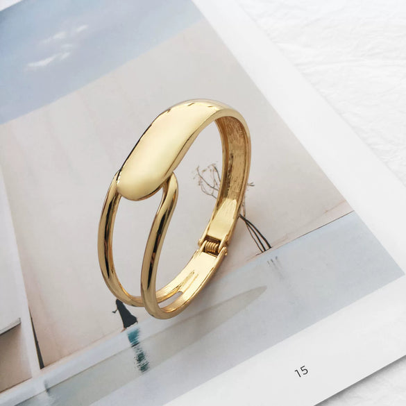 Women's Fashion Casual Alloy Bracelet Simple Versatile Matching Bracelet For Everyday Wear Wholesale