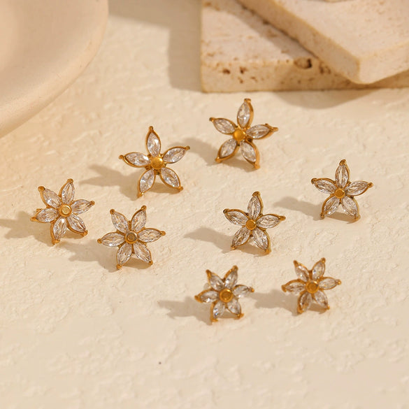 Women's Fashion Flower Geometric Stainless Steel Stud Earrings With Diamond And Electroplating Treatment