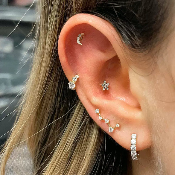 Women's Fashion Geometric Brass White Steel Star And Moon Constellations Electroplated Piercing Earrings