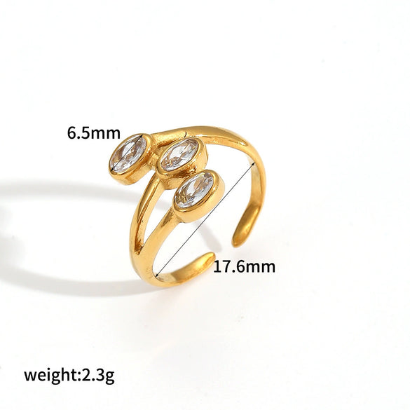 Women's Fashion Geometric Hollow Stainless Steel Ring With Electroplating And Heart Shape Pattern