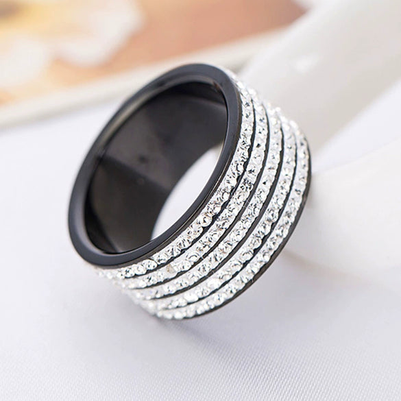 Women's Fashion Geometric Stainless Steel Ring With Diamond Accent Simple Five Row Band Design