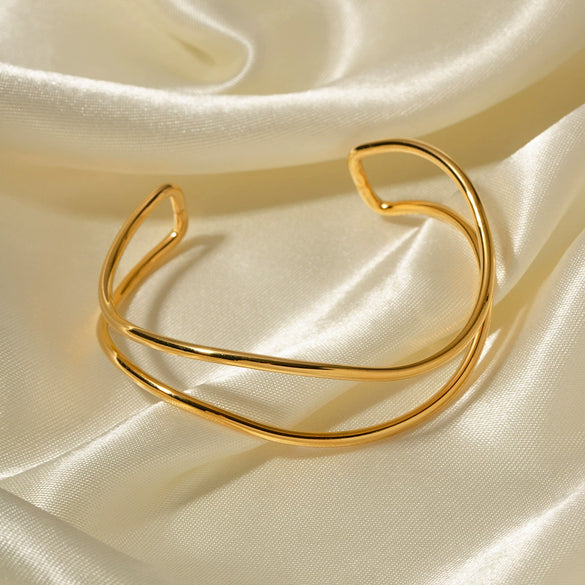 Women's Fashion Jewelry Wide Exaggerated Irregular Bump Bracelet In Geometric Design Made Of Stainless Steel With 18K Gold Plated Electroplating