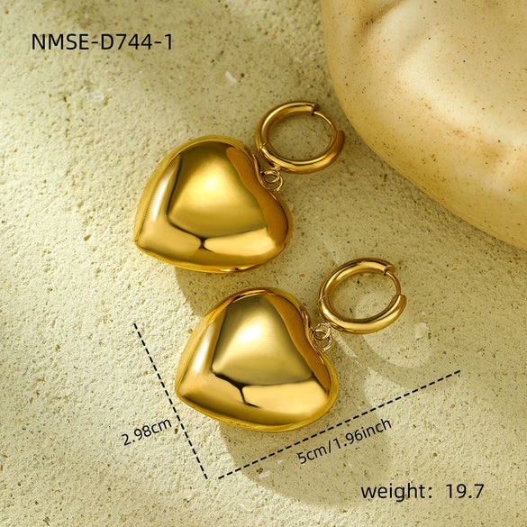 Women's Fashion Light Luxury Simple Allmatch Titanium Steel Heart Shape Electroplated Earrings