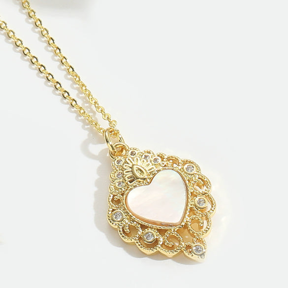Women's Fashion Niche Heartshaped Motherofpearl Pendant Necklace Copper Electroplating Mixed Gemstone Setting O Word Chain