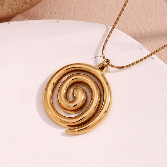 Women's Fashion Pendant Jewelry With Geometric Pattern Titanium And Stainless Steel Ochain Necklace Electroplated With Sun Moon Star Pendant