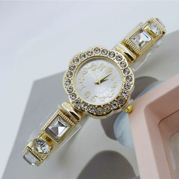 Women's Fashion Quartz Bracelet Watch Chalcedony Diamond Alloy