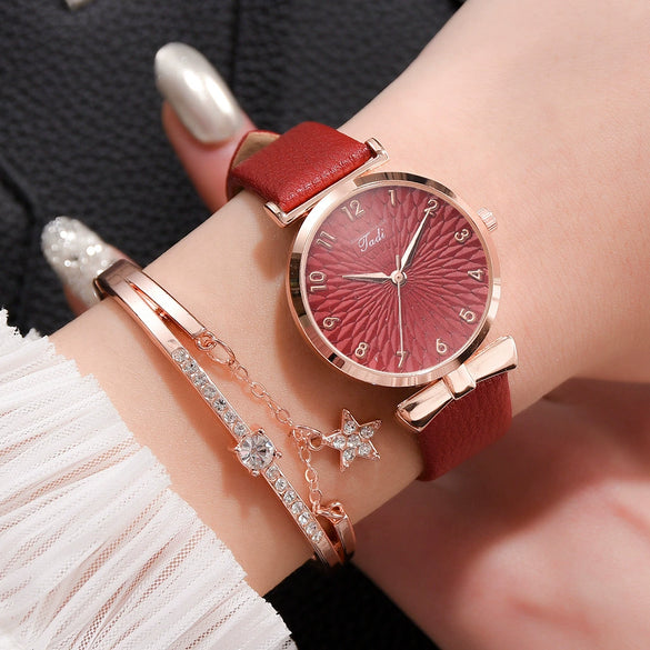 Women's Fashion Quartz Watch With Round Dial Alloy Case Textile Strap And Ordinary Glass Mirror