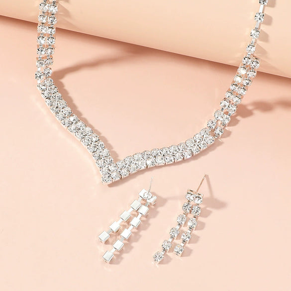 Women's Fashion Rhinestone Tassel Jewelry Set Simple Elegant Geometric Necklace And Earrings With Water Wave Chain