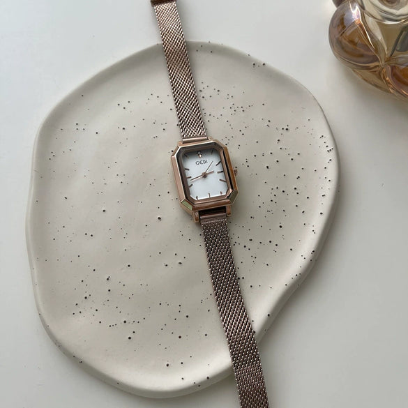 Women's Fashion Square Dial Watch Alloy Case Steel Wire Belt Simple Elegant Leisure Style
