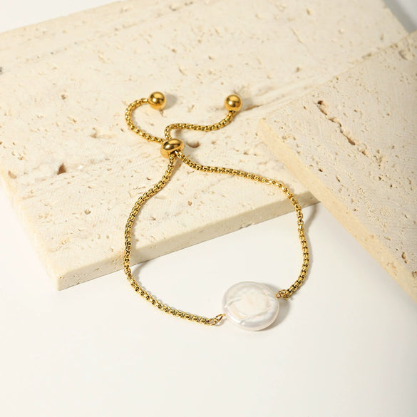 Women's Fashion Square Stainless Steel Natural Shell Bead Bracelet With Pvdp Furnace Real Gold Treatment