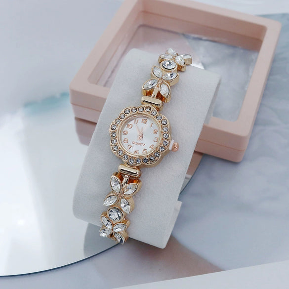 Women's Fashion Stainless Steel Flowershaped Bracelet Watch