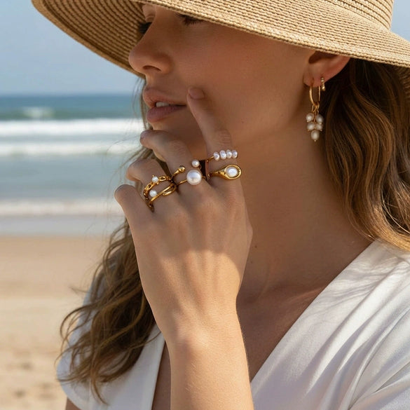 Women’s Fashion Stainless Steel Ring With Imitation Pearl Geometric Design And 18K Vacuum Plated Finish