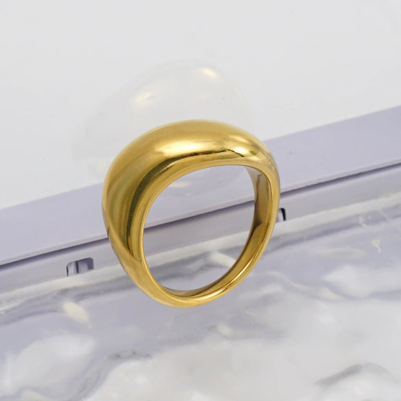 Women's Fashion Stainless Steel Ring With Irregular Curved Geometry Mirror Polished Plain Band And Electroplated Finish