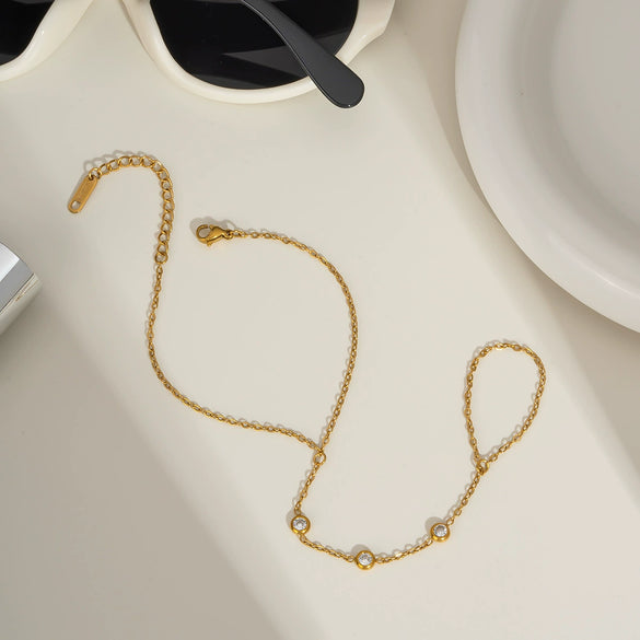 Women's Fashion Stainless Steel Zircon Finger Chain Mittens Bracelet With Pvd Furnace Vacuum Real Gold Plating