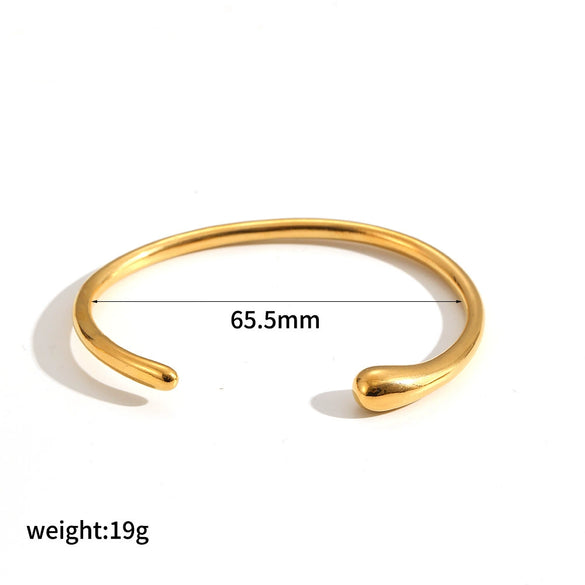 Women's Fashion Temperament Widesided Stainless Steel Bracelet With Geometric Pattern And Electroplating Process