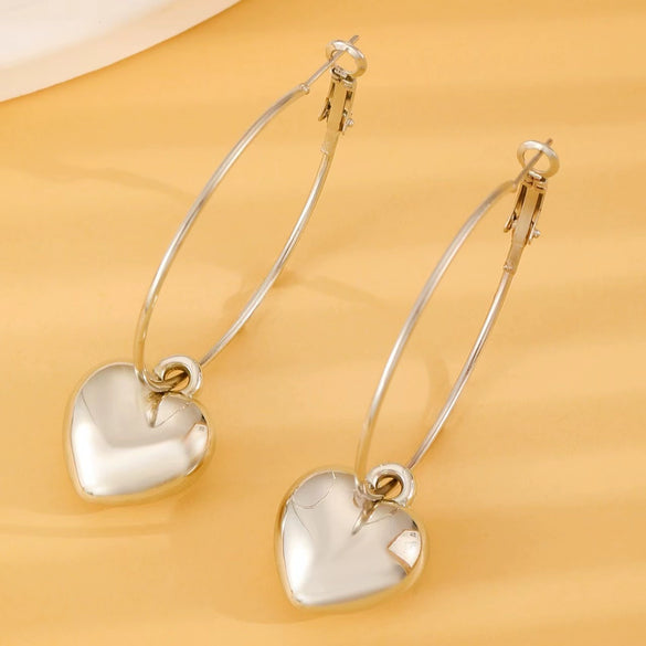 Women's Fashion Three Dimensional Exaggerated Heart Shaped Ccb Earrings With Electroplating