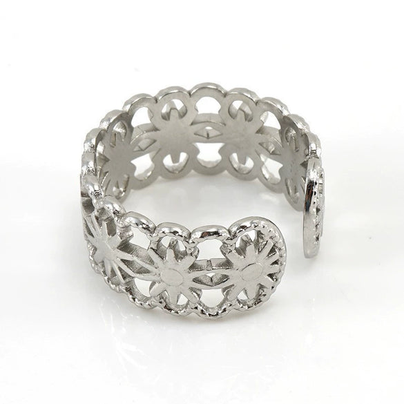 Women's Fashion Titanium Steel Geometric Hollow Opening Adjustable Ring With Electroplating