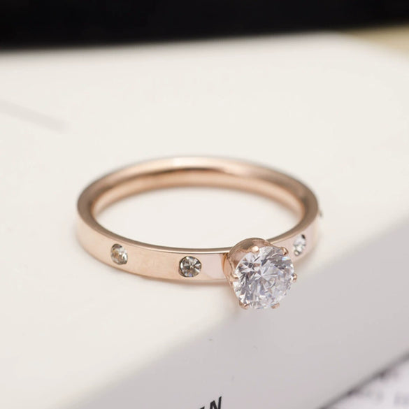 Women's Fashion Titanium Steel Rose Gold Geometric Ring With Zircon Inlay And Electroplated Finish