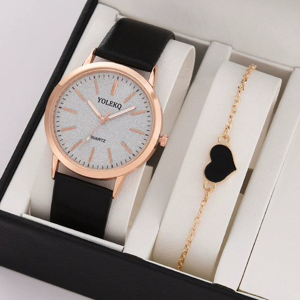 Women's Fashionable Alloy And Textile Glass Quartz Round Dial Watch